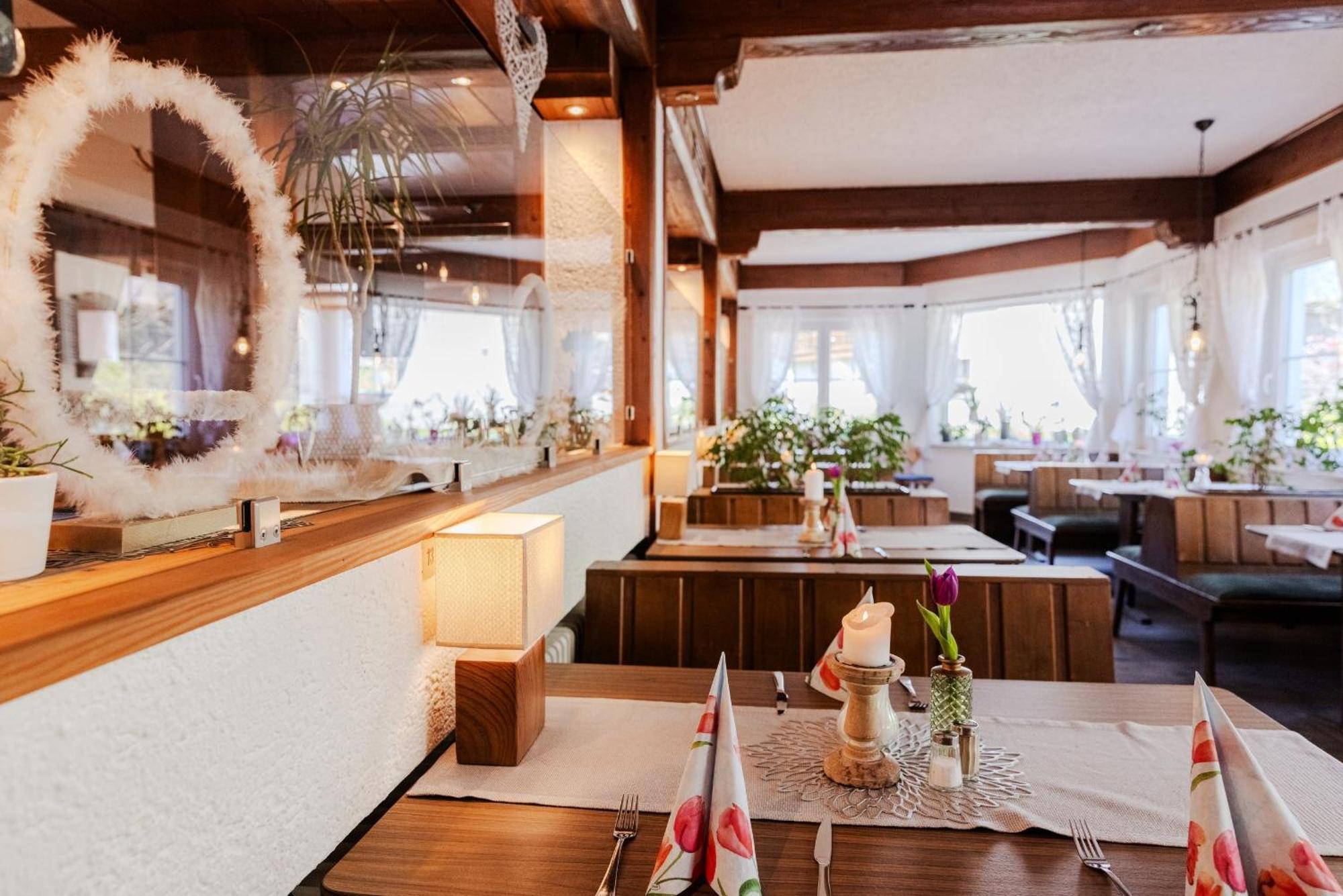 Landgasthof Zur Linde Heimbuchenthal Εξωτερικό φωτογραφία