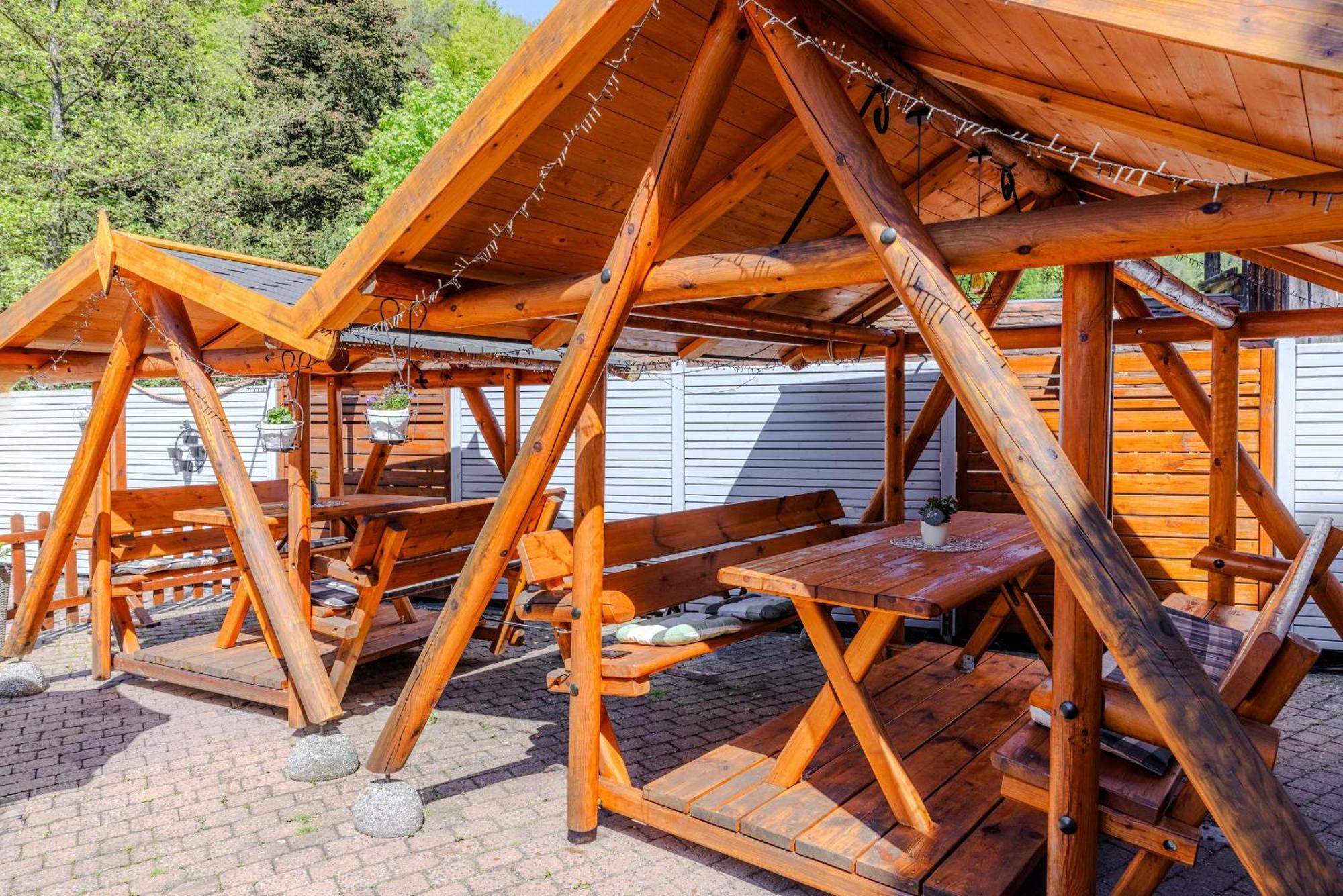 Landgasthof Zur Linde Heimbuchenthal Εξωτερικό φωτογραφία
