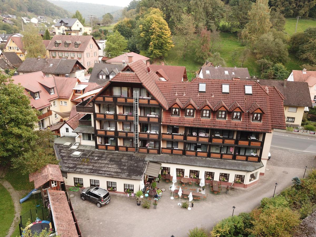 Landgasthof Zur Linde Heimbuchenthal Εξωτερικό φωτογραφία